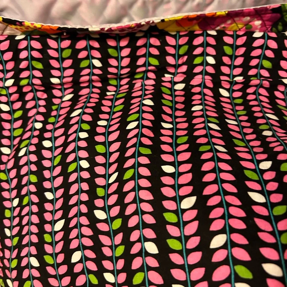 Vera Bradley “va va bloom” floral messenger baby bag large.  Great deal - Picture 12 of 12